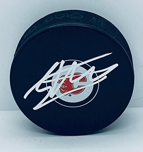 Jakob Pelletier imzalı Calgary Flames Diski imzalı-İmzalı NHL Diskleri